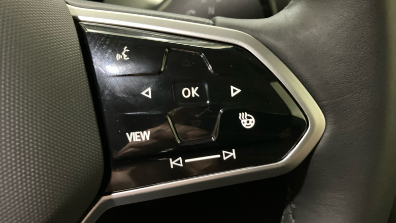 Volkswagen ID. Buzz 210kW Life Pro 86kWh 5dr LWB Auto [7 Seat] Electric Estate